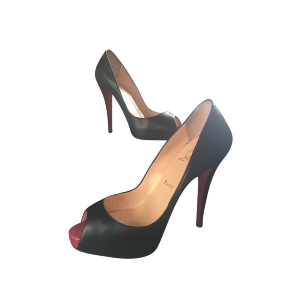 ⭐️ Host Pick ⭐️ Christian Louboutin Very Prive Peep Toe Pump 40